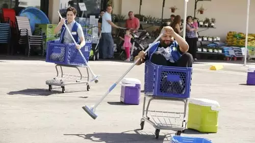 Superstore: Uma Loja de Inconveniências S1E1