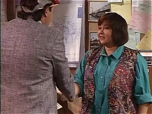 Roseanne S2E4