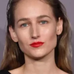 Leelee Sobieski