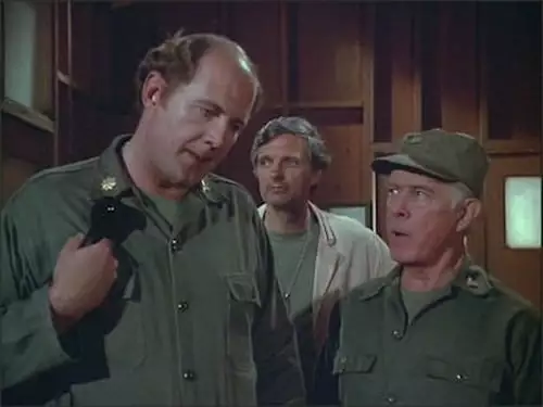 M*A*S*H S8E1