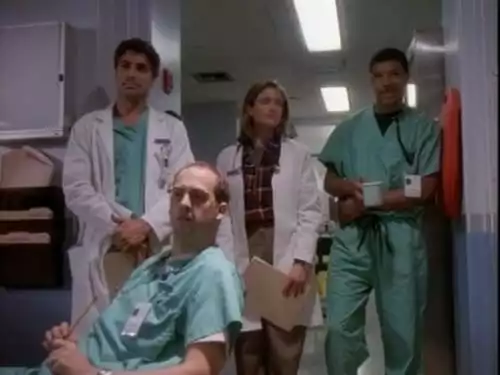 ER: Plantão Médico S1E1