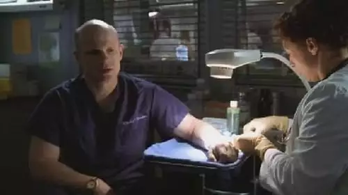 ER: Plantão Médico S9E17