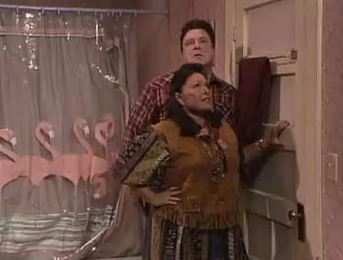 Roseanne S6E4