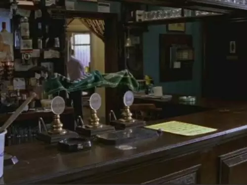 Early Doors S1E1