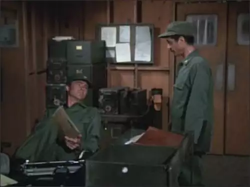 M*A*S*H S4E9