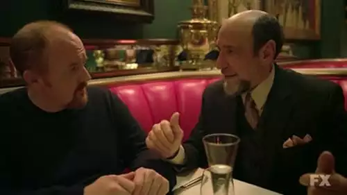 Louie S3E8