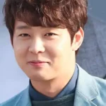 박유천