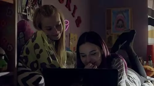 Skam Espanha S2E1