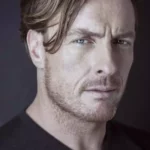 Toby Stephens