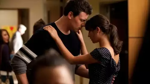 Glee: Em Busca da Fama S2E1