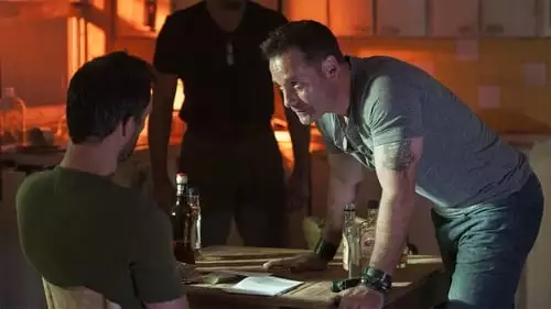 Burn Notice: Operação Miami S7E1