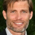 Casper Van Dien