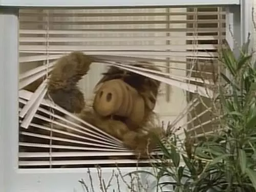 ALF, o ETeimoso S1E1