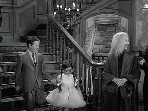 A Família Addams S1E7