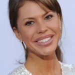 Nikki Cox