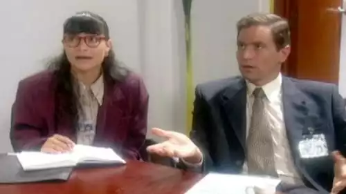 Betty, a Feia S1E94