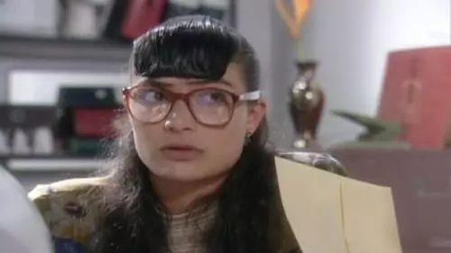 Betty, a Feia S1E220