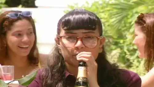 Betty, a Feia S1E240