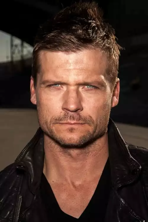 Bailey Chase