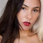Dominique Star