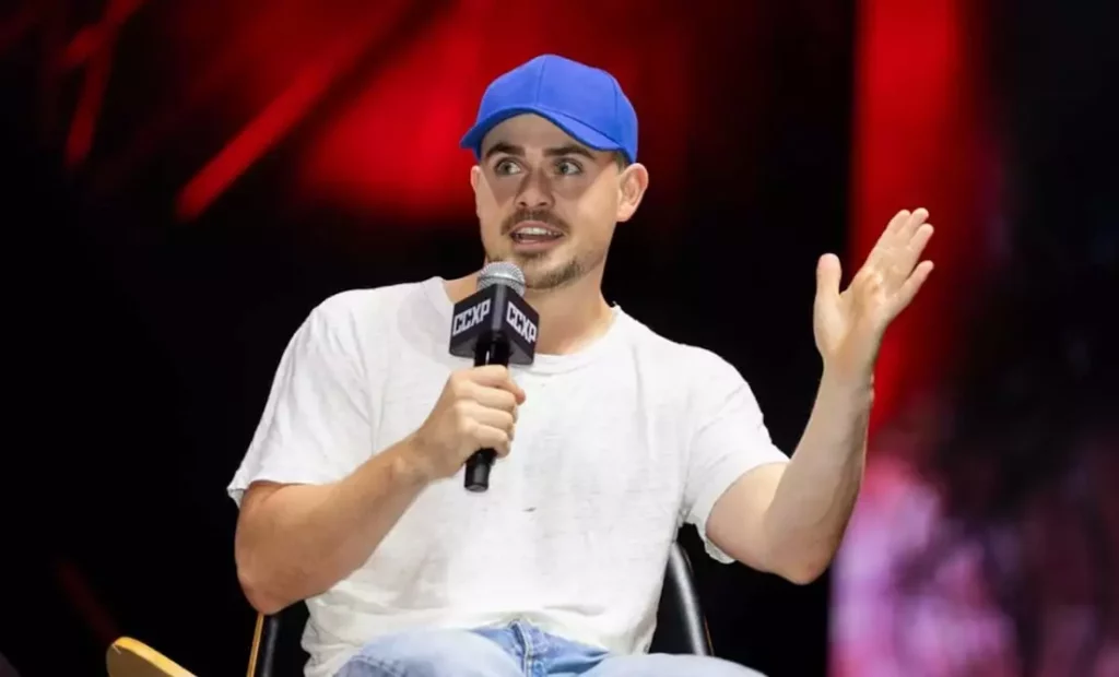 Dacre Montgomery: A Profundidade de Billy em Stranger Things e Seus Novos Projetos