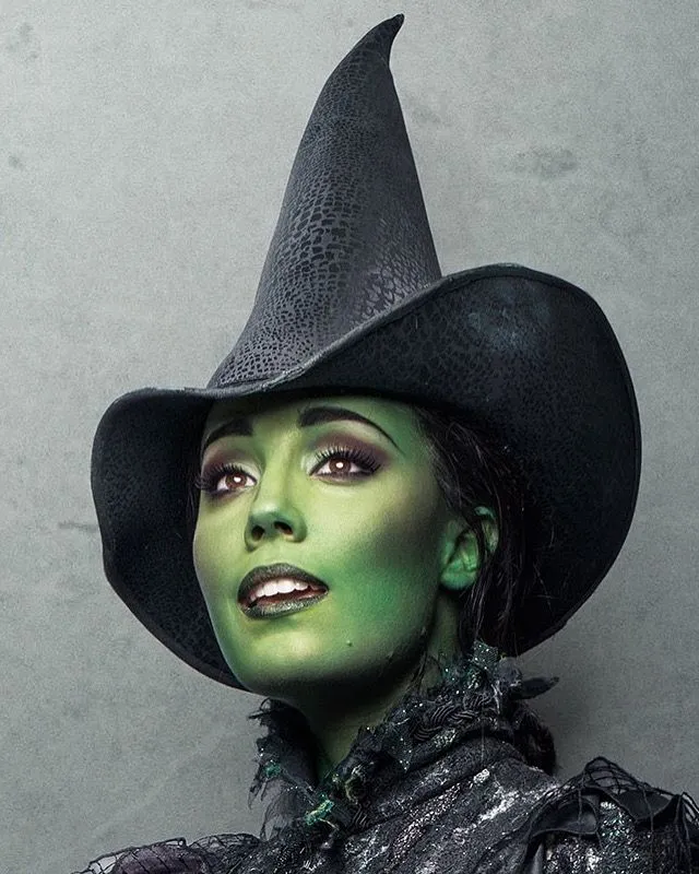 Os Desafios de Myra Ruiz como Elphaba em Wicked: Saúde e Performance