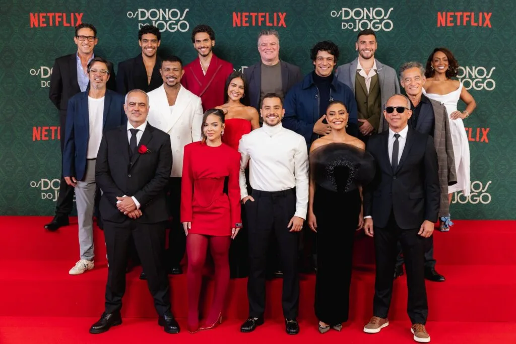 Os Donos do Jogo: Os Personagens Búfalo e Profeta e Suas Decisões Morais