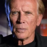 Peter Weller