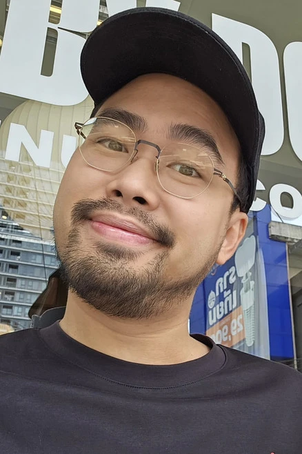 วิศรุต หอมหวน